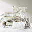 Couette 6 pièces en coton imprimé King, motif floral rafraîchissant, 300 fils/cm², douceur incomparable, literie coordonnée comprenant taies d'oreiller à volant et coussins décoratifs imprimés, couleur naturelle