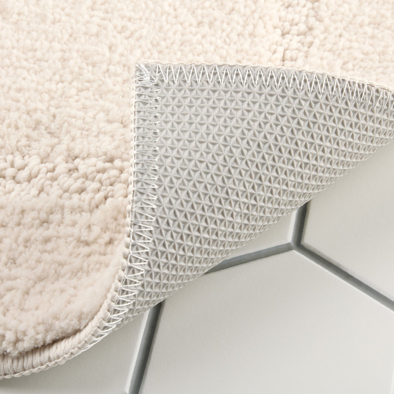 TOWN & COUNTRY EVERYDAY Ultra Plush Solid Tufted Border Machine Washable Bath Mat 20"x32", Beige