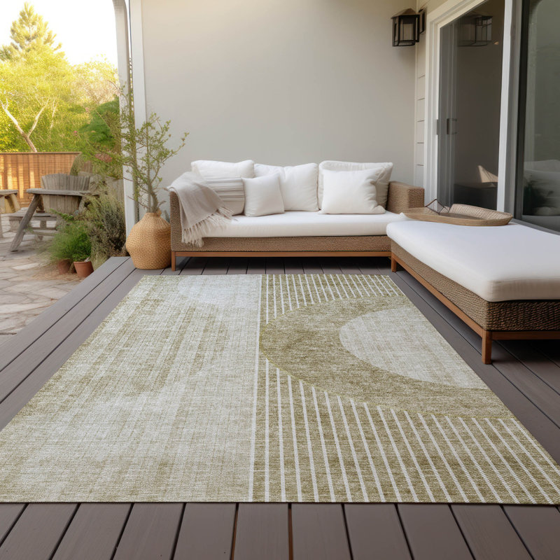 Washable Striped Indoor / Outdoor Rug, Rectangle 5' x 7'6"