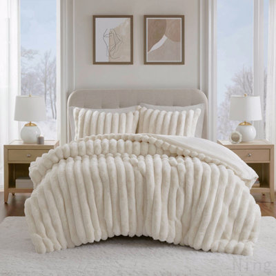 3-Piece Full/Queen  soft Faux Fur Ribbed Comforter Set,Ivory