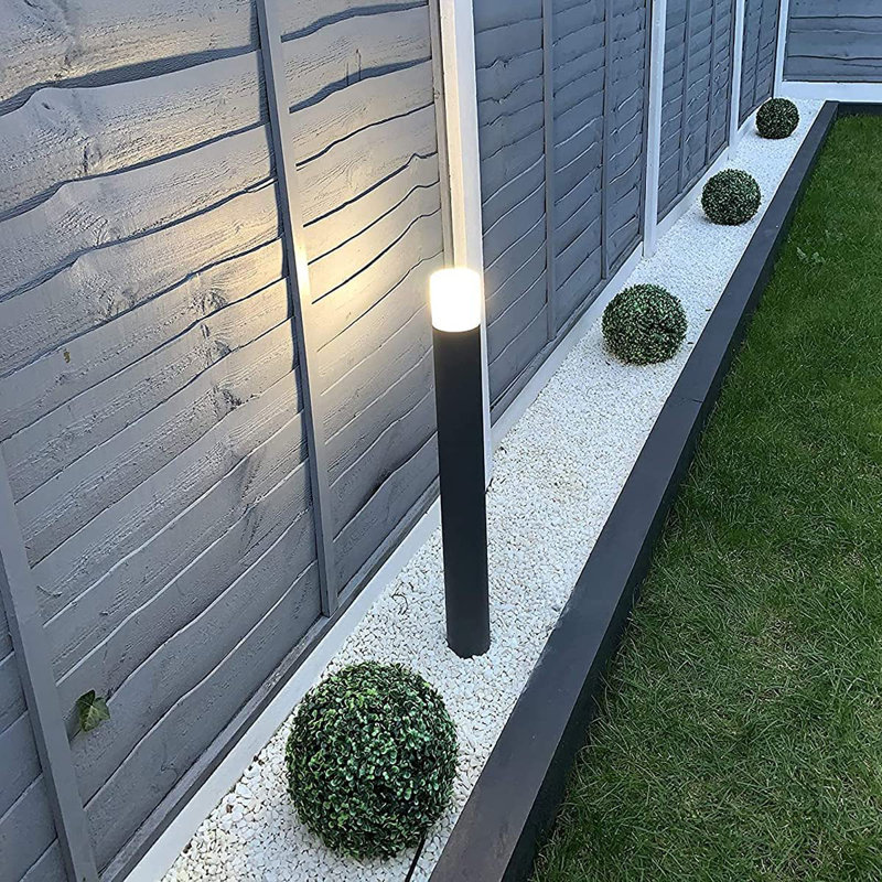 Bristow Bollards, 80cm H x 8.3cm W x 12.1cm D