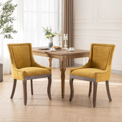 Chaises de salle à manger jaune doré, de 2, rembourrage en tissu épaissi, pieds en bois massif, collection 2 chaises High For A Cozy Moment, revêtement épais, expérience tranquille