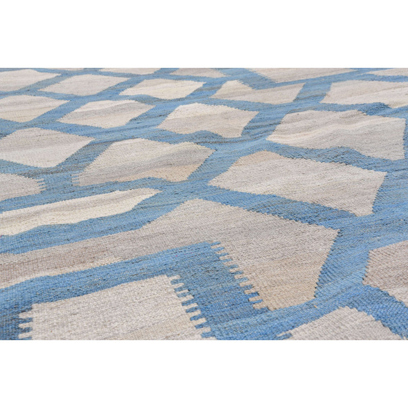 84732 Kilim