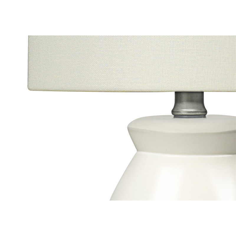 Lampe de table moderne en céramique crème angulaire avec abat-jour en lin ivoire