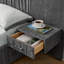 Structure de lit tapissier pour grand lit, tissu en chenille avec motif plissé, lit plateforme avec tête de lit, cadre solide et table de chevet (aucun sommier nécessaire)-1681045236