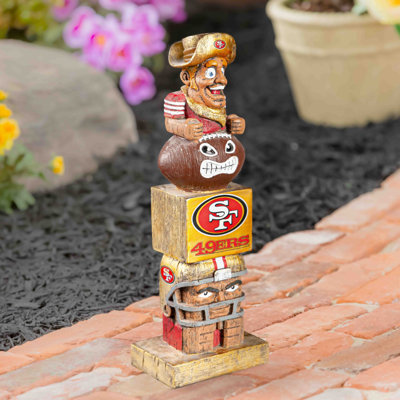 Statue NFL Tiki Totem Garden
