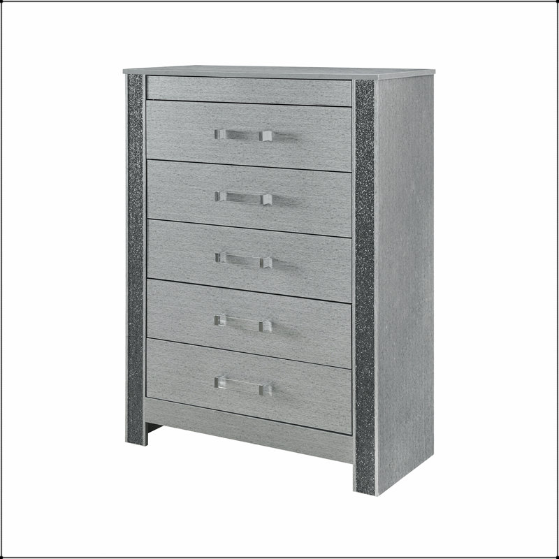 Commode argentée Lorenzo avec compartiment caché et poignée en acrylique pour un rangement sécuritaire des bijoux