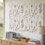 Toile, motif délicat sans soudure avec art mural peint à la main fleurs sauvages et tiges élancées contre une toile murale Pristine-1417754085