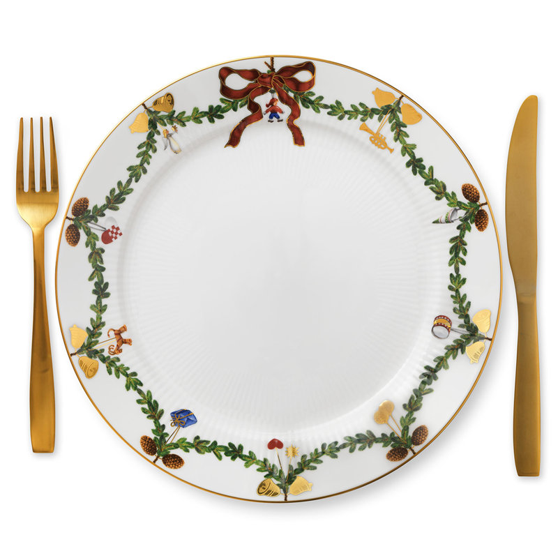 Star Fluted Christmas Royal Copenhagen 10.6299" Dinner Plate
