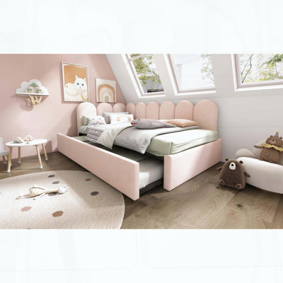 Twin Size Upholstered Daybed with Pull-Out Trundle