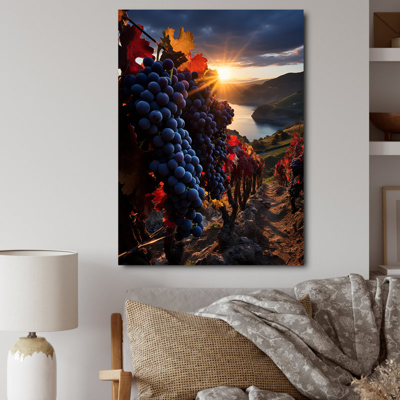 Scenic Vivid Vineyard I - Farmhouse Wall Decor, H 32 po x l 24 po x P 1 po, Toile tendue