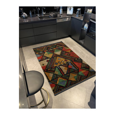 Tapis décoratif moderne à motifs géométriques mixtes multicolores foncés et lavables à la machine