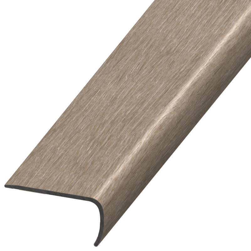 Nez de marche en plastique de 1 po d'épaisseur x 2 po de largeur x 94 po de longueur, Chêne sable d'automne