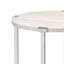 Charmante table de bout ronde avec fabrication robuste et design élégant