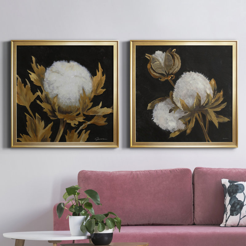 Cotton Balls I - Cadre photo, Pas de tapis, Encadrement doré, H 30,5 po x l 61 po x P 1,5 po