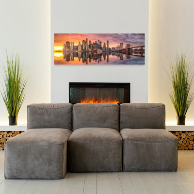 «New York City Sunset Reflection», art dramatique coloré au lever du soleil