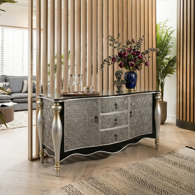 Buffet 57 po Glam avec finition feuille d'argent et sculptures en résine ornée