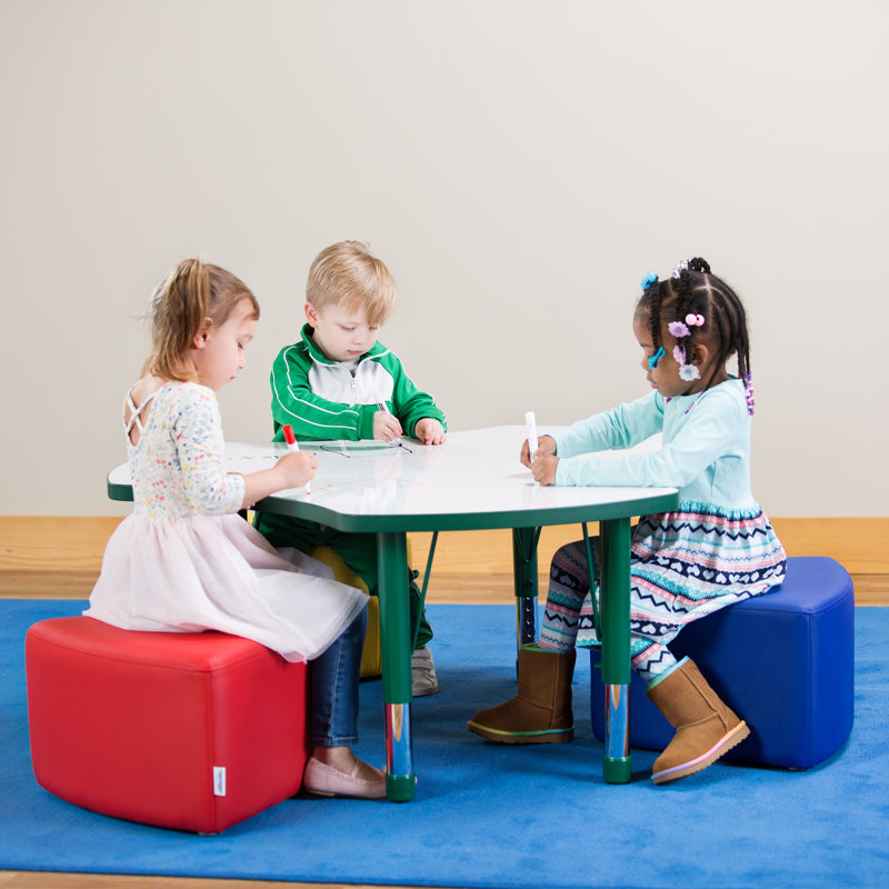 Bellville Rectangle Solid Color Nylon Rug
