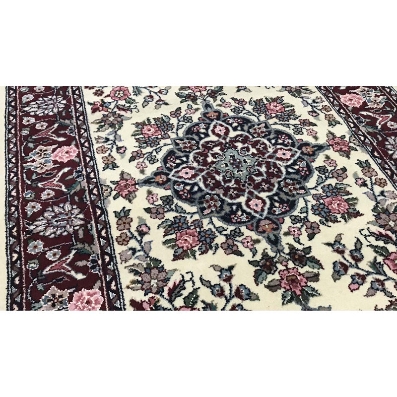 Jahan Hand Woven Wool Oriental Area Rug