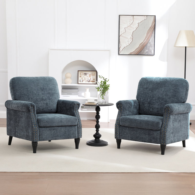 Fauteuil rembourré avec accents cloutés, Blue