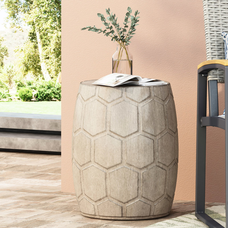 Table d'appoint d'extérieur en béton léger Style. Finition naturelle, solide et attrayante. 15,31 po x 18,22 po Prêt à infuser une table de style bohémien, Chic. Apparence, construction. Pas d'assemblage,