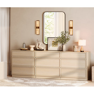Commode moderne à 9 tiroirs en bois, commode de rangement sans poignée avec base de plancher solide, armoire de rangement minimaliste pour le salon de la chambre à coucher