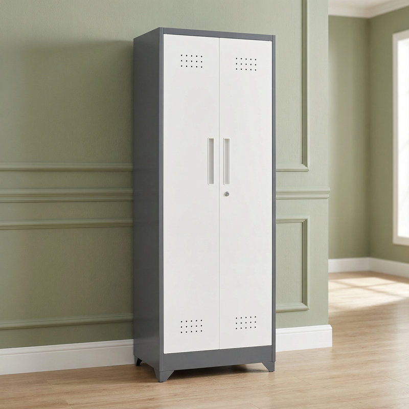 Armoire utilitaire verrouillable grise avec tablettes et tringle, avec crochets en S