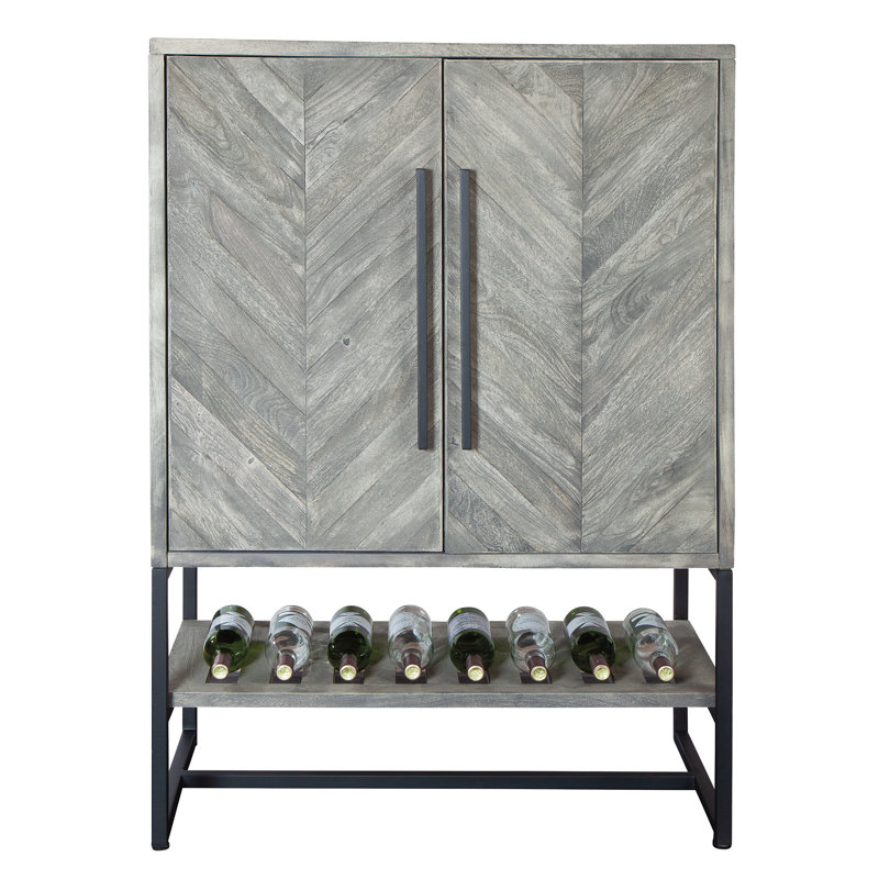 Armoire à vin avec pattes en Jamaïque