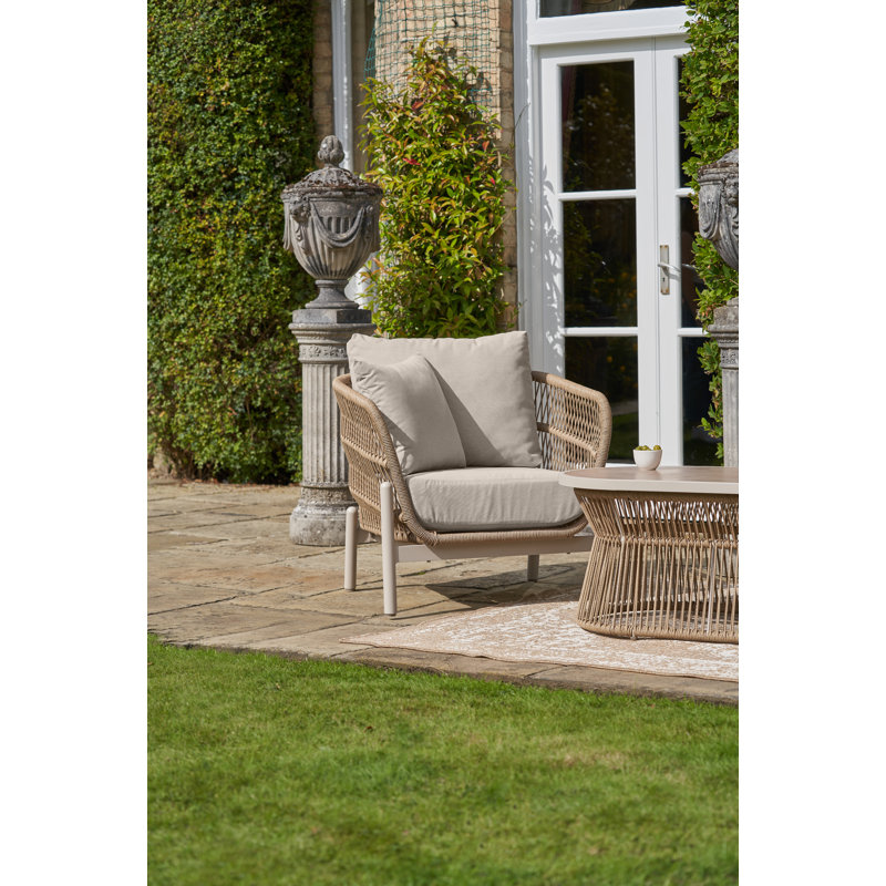 Aris Outdoor Lounge Chair