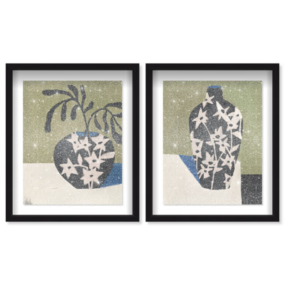 Noir Vase Set Framed Graphic Art