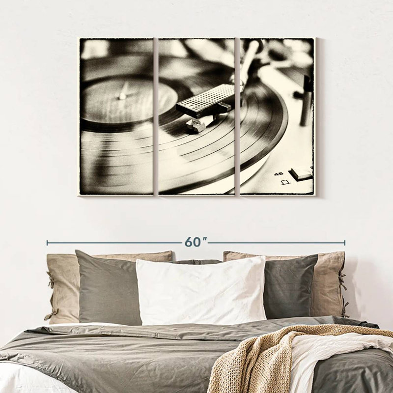 Reproduction d'art sur toile multi-pièces, H 32 po x l 50 po x P 1,25 po