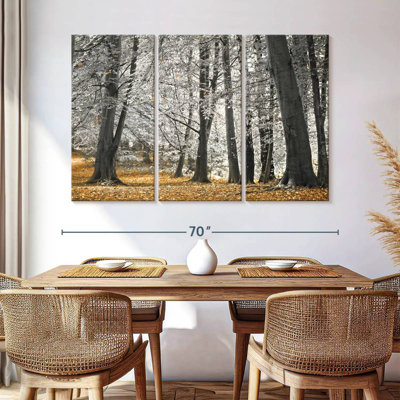 Harnek arbres et feuilles d'automne