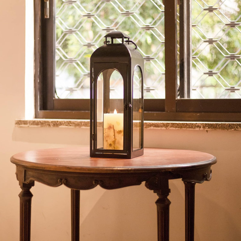 Lanterne noire en métal ouragan avec panneaux en verre transparent, H 20 po x l 6,3 po x P 6,3 po, 1