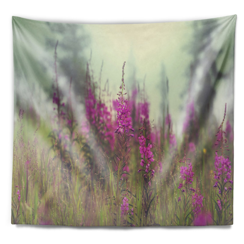 Tapisserie florale mauve, H 78 po x l 92 po