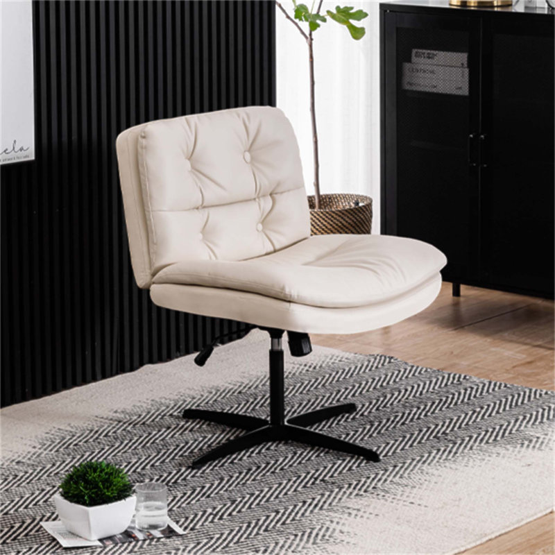 Élégante chaise de bureau en cuir sans accoudoirs pour les espaces compacts, une assise confortable et élégante.