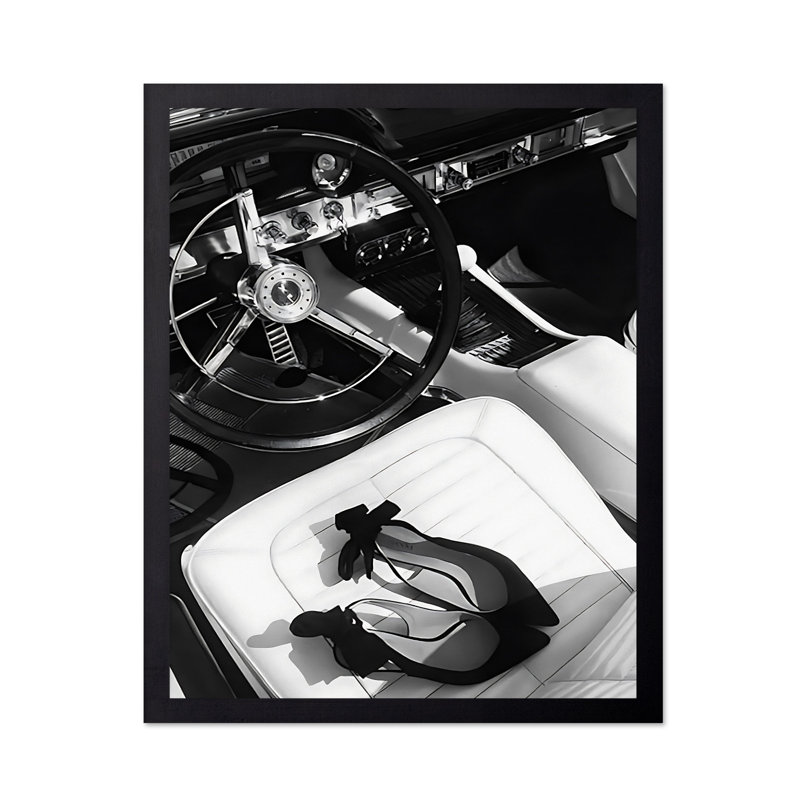 Talons hauts sur le siège du conducteur, Unframed, Poster, 12"H x 16"W
