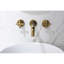 Robinet de lavabo de salle de bain mural-126247206