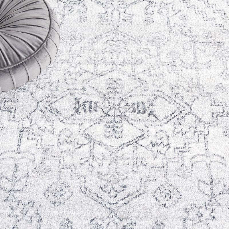 Lowrey Ivory/Gray Rug, Rectangle 5'5" x 7'6"