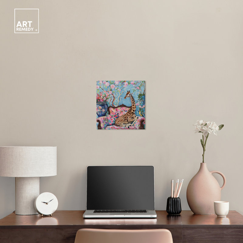«Lounging Giraffe Canvas» par Art Remedy, Toile tendue, H 12 po x l 12 po