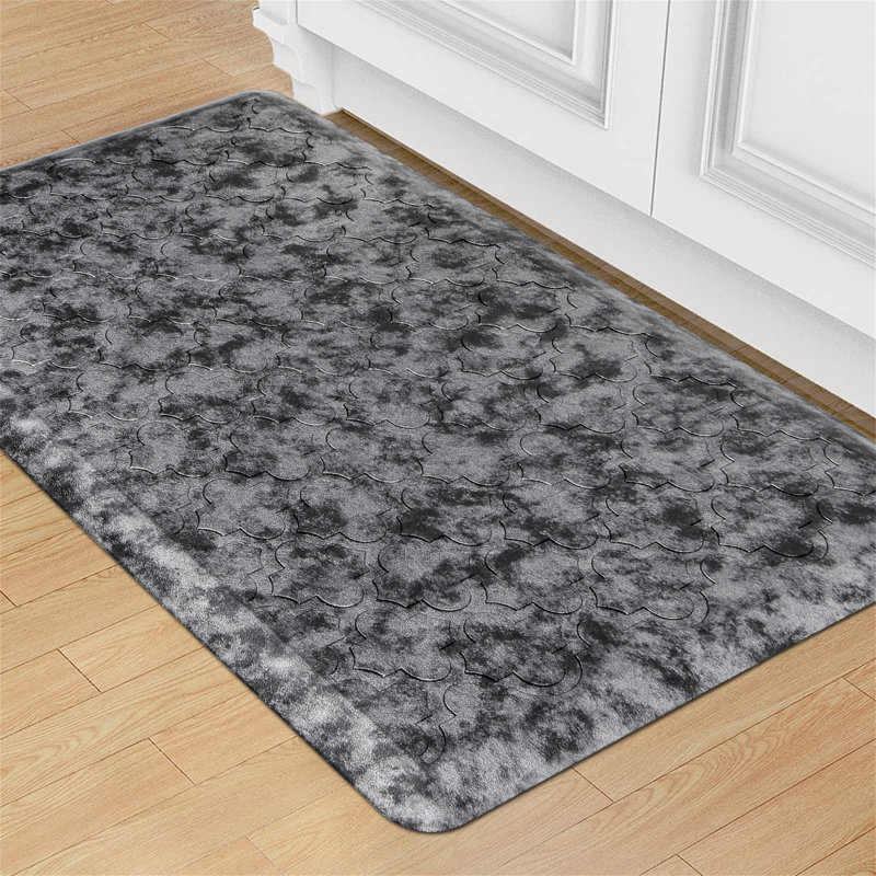 Tapis de cuisine Makasha, Rectangle 1 pi 8 po x 2 pi 6 po, Gris argenté