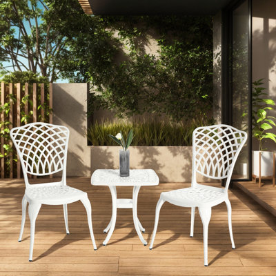 Mobilier de patio extérieur en aluminium coulé 3 pièces - antirouille 2 chaises et 1 table en blanc de conception classique pour le jardin, assemblage simple requis à l'extérieur, conception de cour arrière