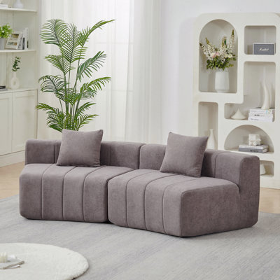 Canapé incurvé pour petits appartements Chenille