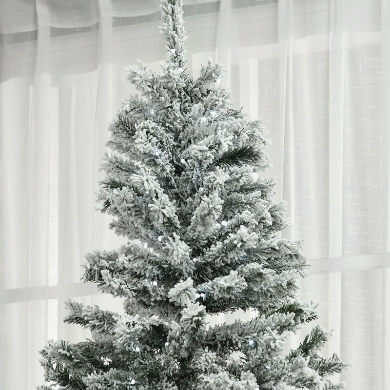 Arbre de Noël 7,5 pi avec lumières DEL froides