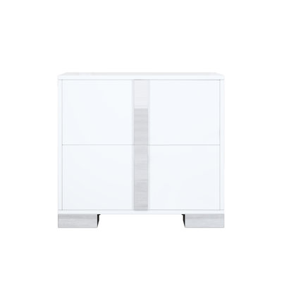 Armoire de chevet blanche avec poignées en métal
