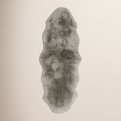 Kornelia Gray Sheepskin Rug