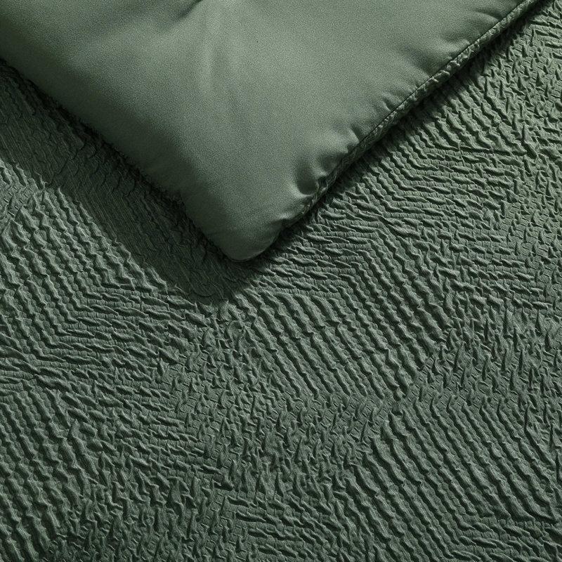 Nautica Point Harbor Embossed Navy Comforter Set, King Comforter + 2 King Shams, Green