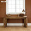 Bureau, bureau d'ordinateur-604295750