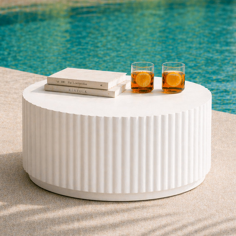 30" Round Outdoor Coffee Table