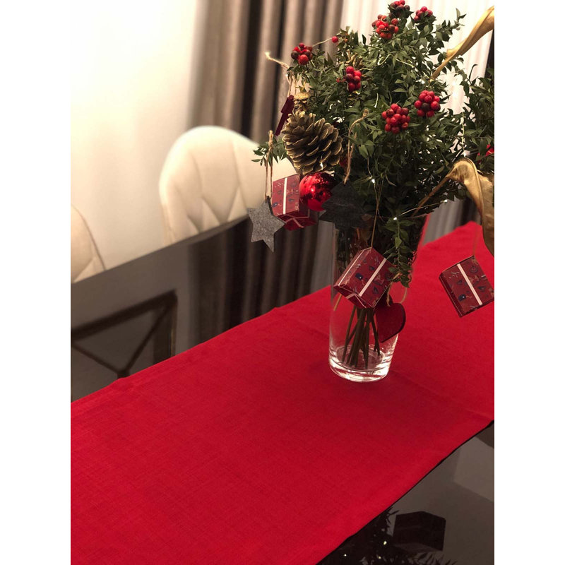 Gardenia Table Runner
