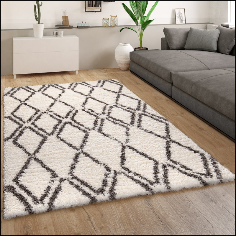 Fruitvale 100% Polyester Cream/Black Outdoor Rug, Rectangle 200 x 290cm